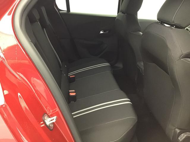 Opel Corsa GS 1.2 Hybrid Electric/Gasoline 112hp 