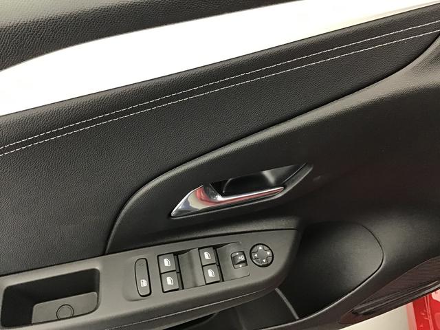 Opel Corsa GS 1.2 Hybrid Electric/Gasoline 112hp 