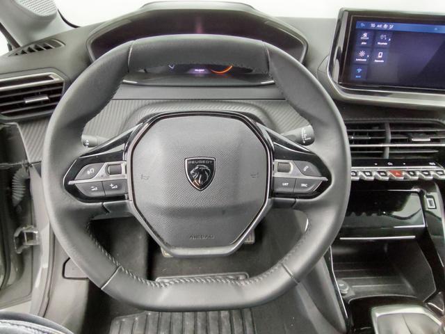 Peugeot 208 Allure 1.2L 100 hp (S&S) 