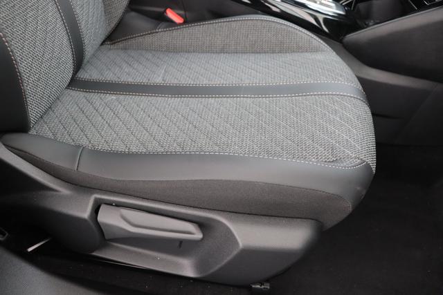 Peugeot 2008 Allure Hybrid 145 hp e-DSC6 