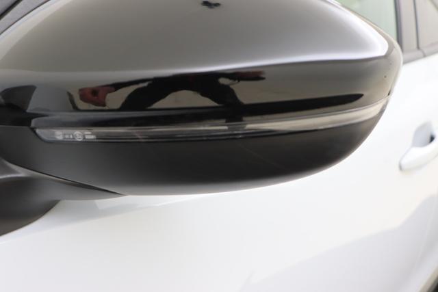 Peugeot 2008 Allure Hybrid 145 hp e-DSC6 