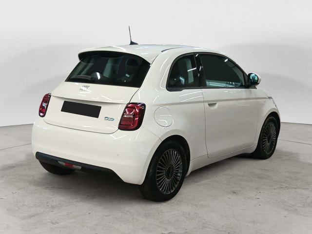 Fiat 500 Icone Electric 95 hp (70 kW) (Fiat 500e) 