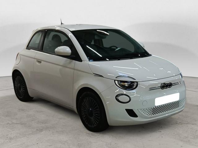 Fiat 500 Icone Electric 95 hp (70 kW) (Fiat 500e) 