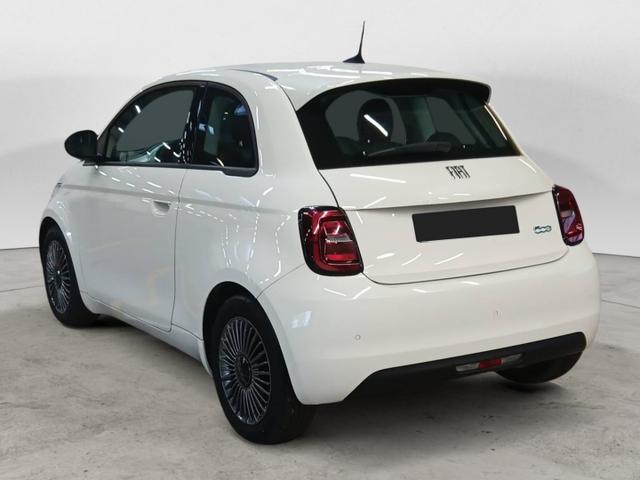 Fiat 500 Icone Electric 95 hp (70 kW) (Fiat 500e) 