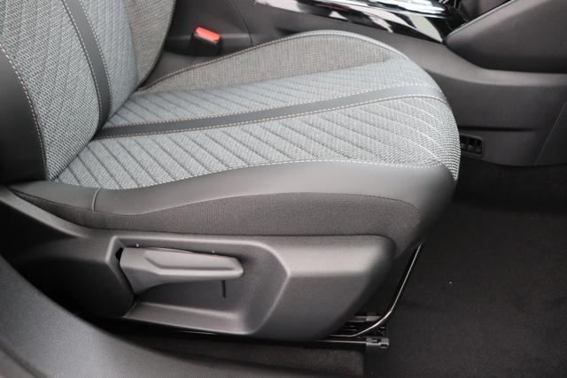 Peugeot 2008 Allure Hybrid 145 hp e-DSC6 