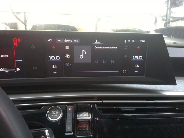 Peugeot 3008 Allure Hybrid 145 (e-DCS6) 1.2L 3-cyl gasoline mild-hybrid 