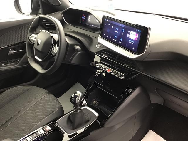 Peugeot 2008 Allure 1.2 Gasoline 102hp 