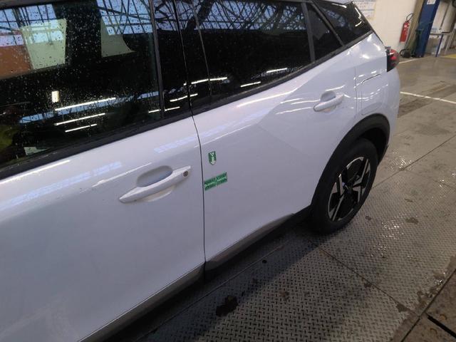 Peugeot 2008 Allure Hybrid 145 e-DCS6 