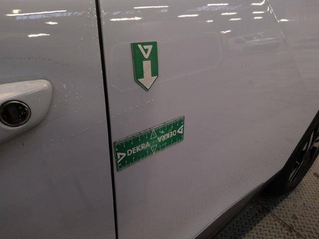 Peugeot 2008 Allure Hybrid 145 e-DCS6 