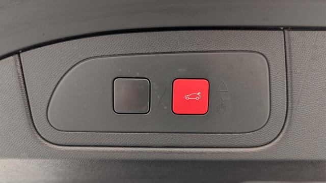 DS Automobiles 7 (Crossback) 