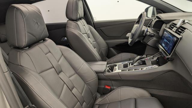 DS Automobiles 7 (Crossback) 