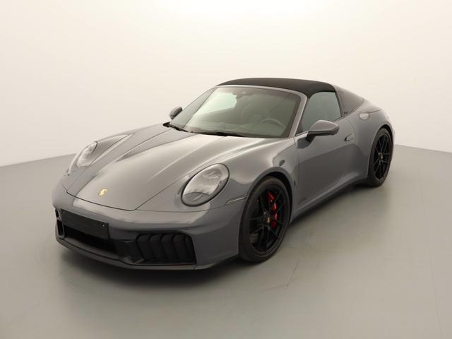 Porsche 992 - 