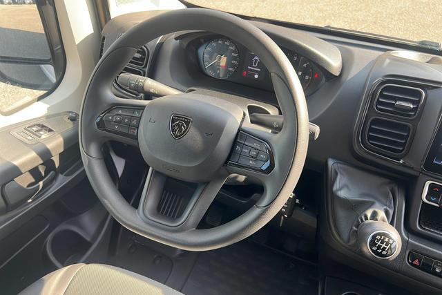 Peugeot Boxer Kastenwagen 