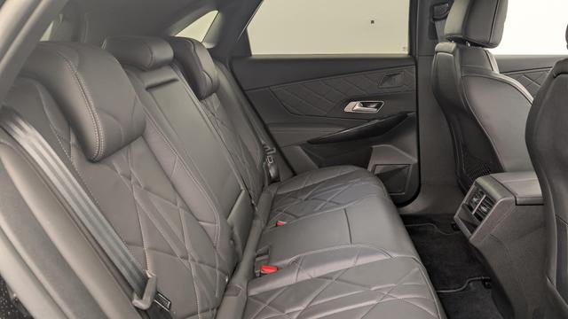 DS Automobiles 7 (Crossback) 