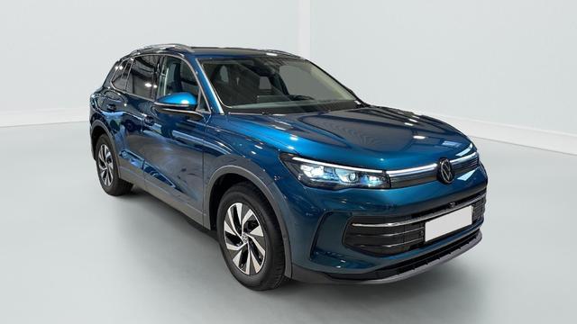 Volkswagen Tiguan - 