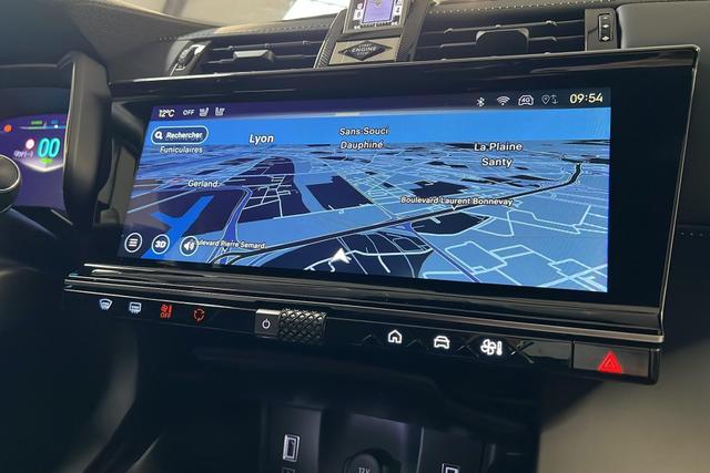 DS Automobiles 7 (Crossback) 