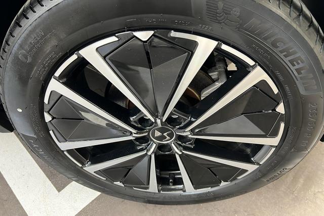 DS Automobiles 7 (Crossback) 