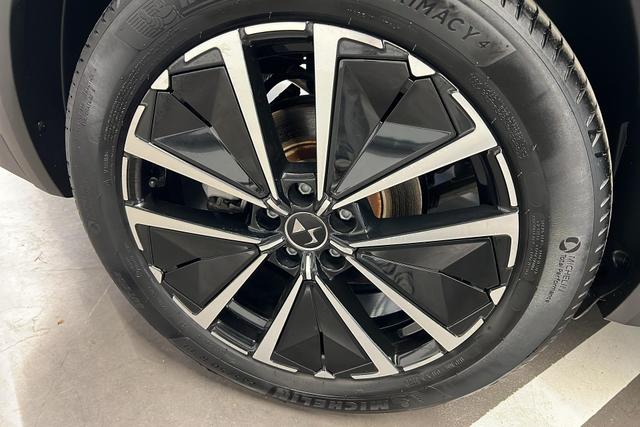 DS Automobiles 7 (Crossback) 