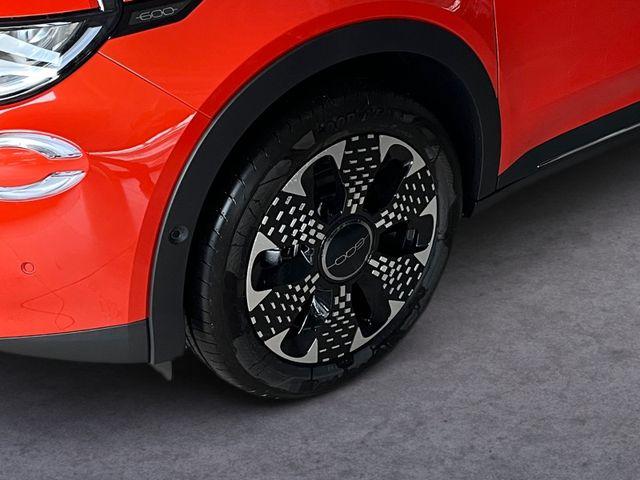 Fiat 600 La Prima Hybrid 1.2 T3 DCT/ACC/LED/NAV/360°/ 