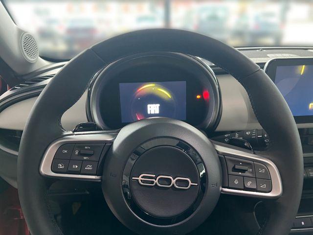 Fiat 600 La Prima Hybrid 1.2 T3 DCT/ACC/LED/NAV/360°/ 