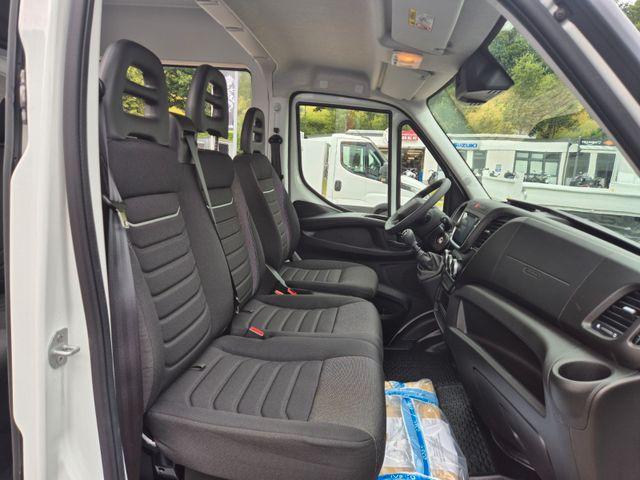 Iveco Daily 35S14 DoKa 7-Sitzer Kasten/FACELIFT 