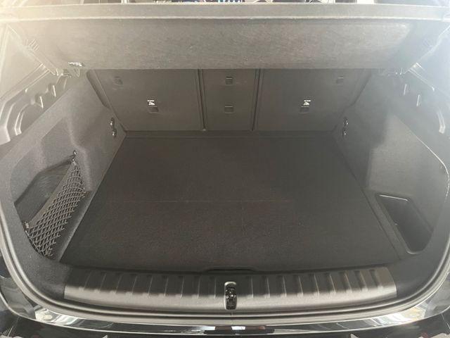 BMW X1 sDrive Aut. 18i M-SPORT /RFK/AHK/PANO-DA/ 