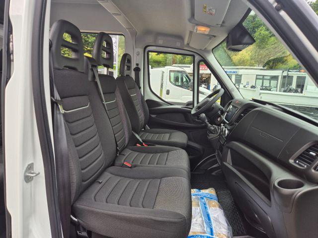 Iveco Daily 35S14 CRV DoKa 7-Sitzer Kasten/FACELIFT 