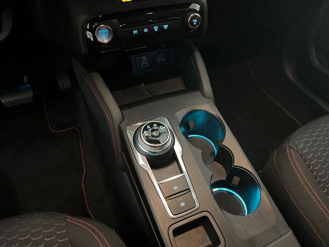 Ford Kuga 1.5 ST-Line/PANO-DA/WINTER-PA/AHK// 