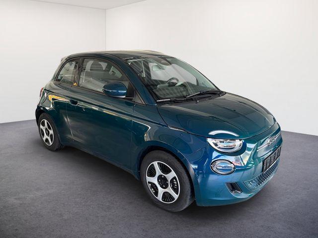 Fiat 500e 3+1 - Action/CARPLAY/KLIMA/AKTION