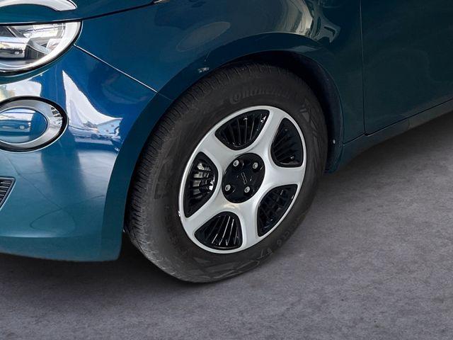 Fiat 500e 3+1 Action/CARPLAY/KLIMA/AKTION 