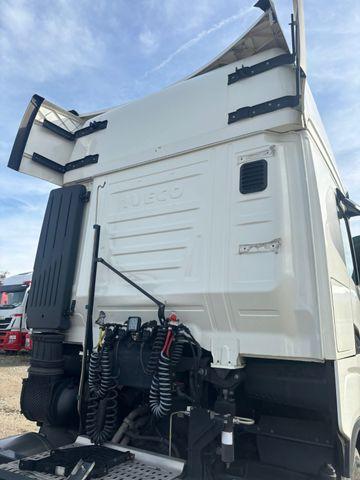 Iveco S-WAY AS440S46T/P LNG / LEDER 