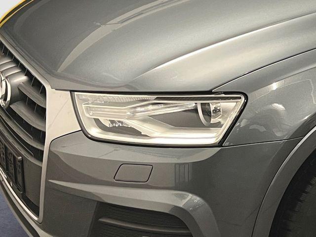 Audi Q3 2.0 TDI Sport quattro AT /NAV/PDC V+H/SHZ 