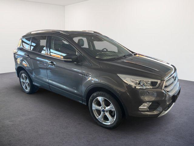 Ford Kuga - 2.0 TDCi Titanium 4x4/XENON/NAV/SHZ/AHK