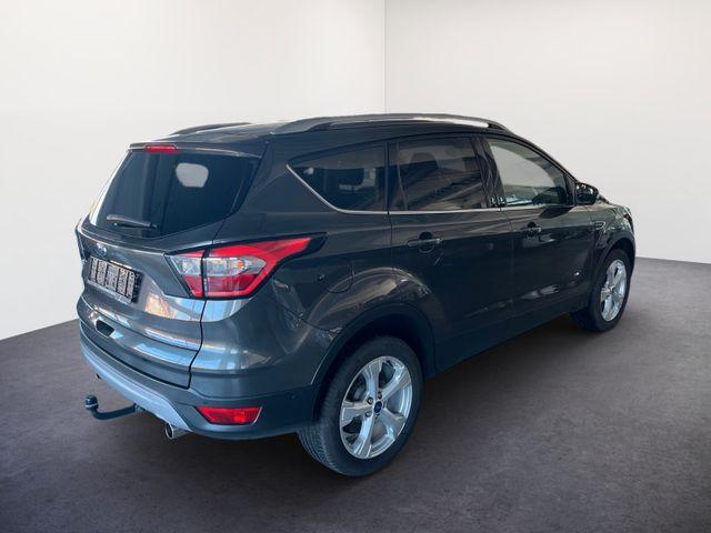 Ford Kuga 2.0 TDCi Titanium 4x4/XENON/NAV/SHZ/AHK 