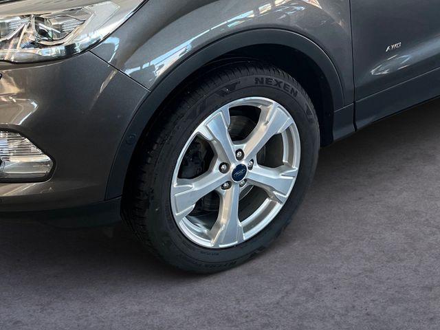 Ford Kuga 2.0 TDCi Titanium 4x4/XENON/NAV/SHZ/AHK 