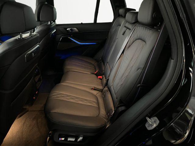 BMW X5 xDrive 40i M-SPORT PRO/AHK/PANO/7-SITZ/VOLL 