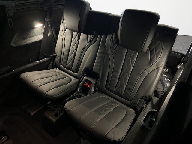 BMW X5 xDrive 40i M-SPORT PRO/AHK/PANO/7-SITZ/VOLL 