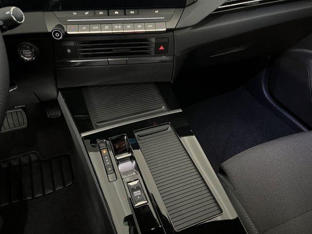 Opel Astra Caravan L Sports Tourer 1.2 GS/LED/SHZ/ACC/ 