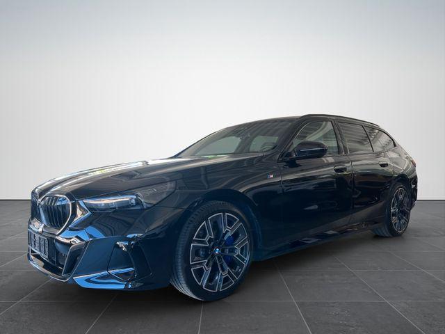BMW 5er Touring - d xDrive M SPORT PRO /AHK/PANO/STHZG/