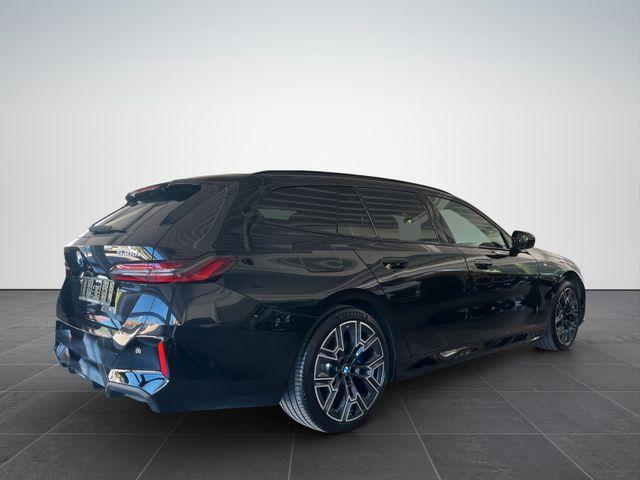 BMW 5er Touring d xDrive M SPORT PRO /AHK/PANO/STHZG/ 