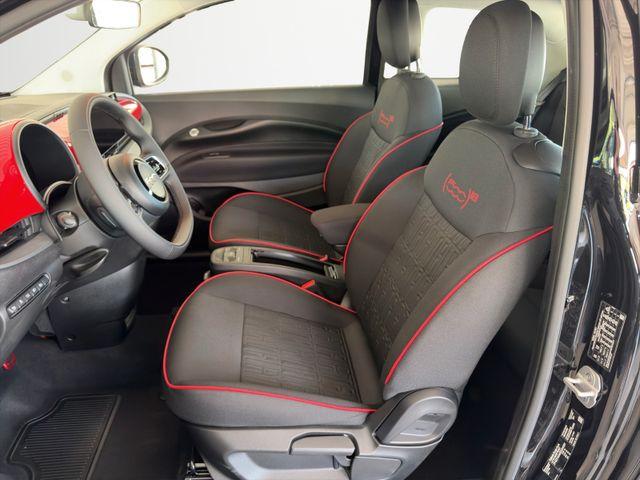 Fiat 500e Cabrio Red /RFK/PDC V+H/SHZ/ 