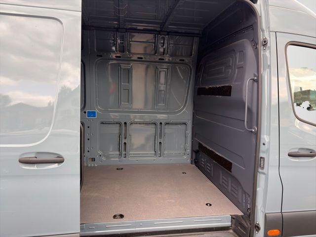 Mercedes-Benz Sprinter 317 III Kasten L3 RWD /ACC/NAV/PARK-PA/ 