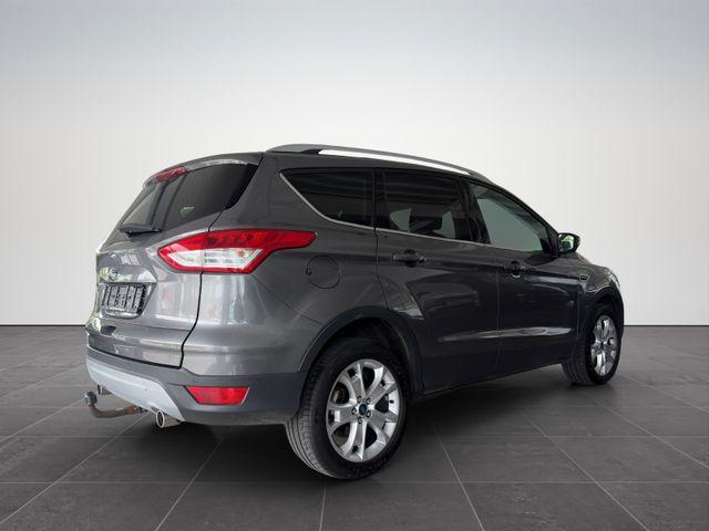 Ford Kuga 2.0 TDCi Titanium 4x4 /XENON/NAVI/SHZ/AHK/ 