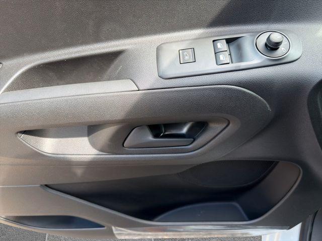 Fiat Doblo Kasten M 1.5l HDi /RFK/10" Infotainment/ 