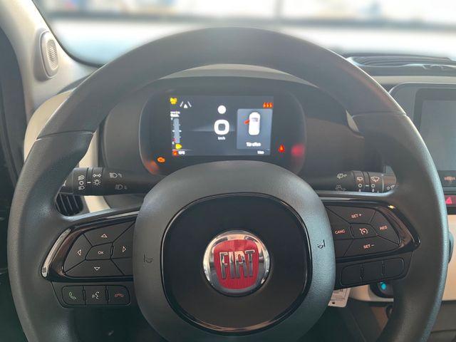 Fiat Panda Pandina Cross Hybrid 1.0/PDC H/ 7" BildS/PDC 
