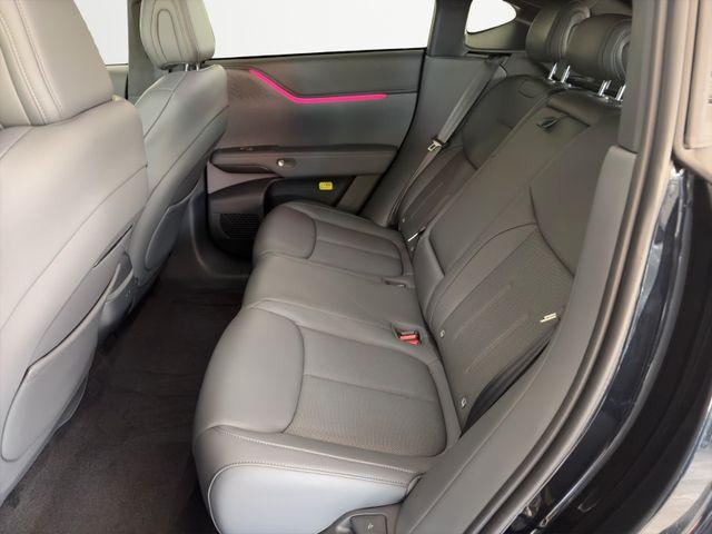 Xpeng G6 AWD Performance / PREMIUM-PA/ AHK/PANO-DA/ 