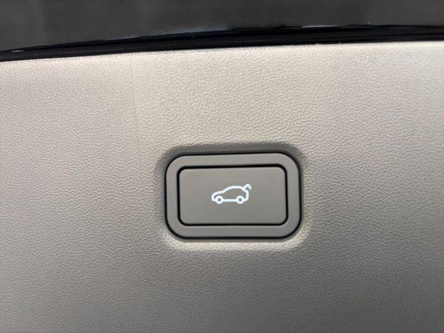 Xpeng G6 AWD Performance BLACK EDITION/AHK/PANO-DA/ 