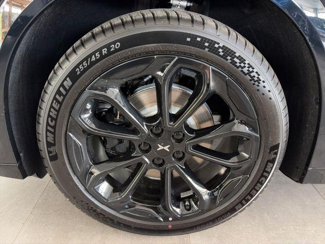 Xpeng G6 AWD Performance BLACK EDITION/AHK/PANO-DA/ 