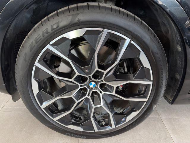 BMW X7 xDrive 40d M SPORT PRO /AHK/STH/H&K/PANO/7-SI 