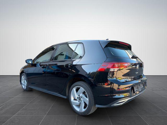 Volkswagen Golf VIII Lim. GTE 1.4 eHybrid/NAV/17Z/LED/ 